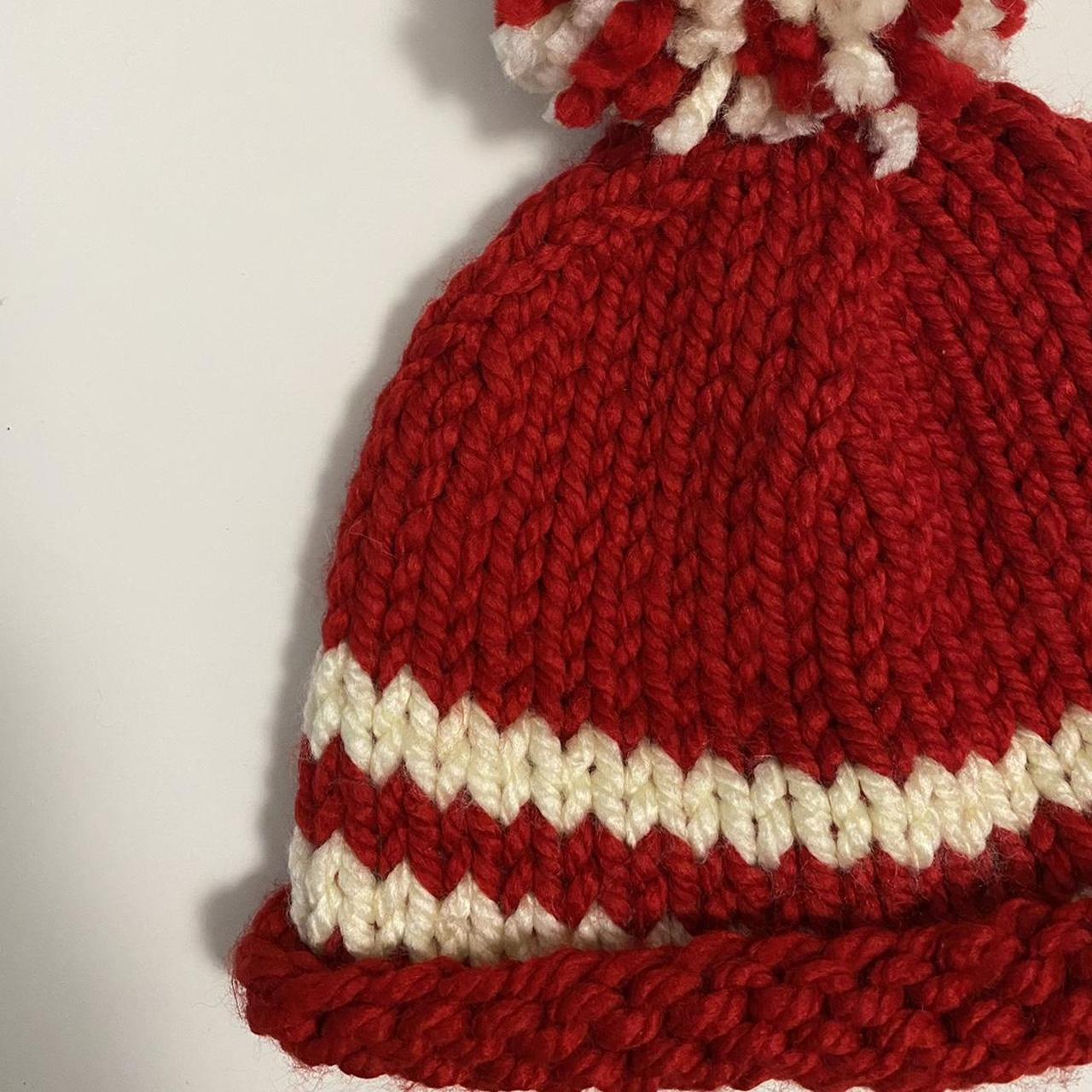 Vintage Hand Knit Beanie Chunky Wool Knit Winter Hat Red and White