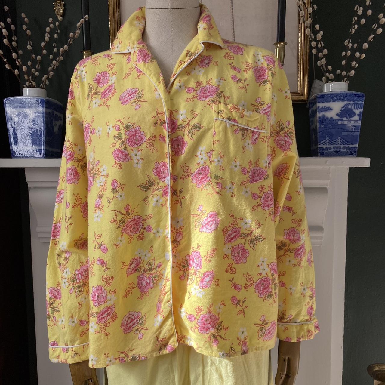 Vintage 60s Flannel Pyjama Set Yellow and Floral Size UK 12