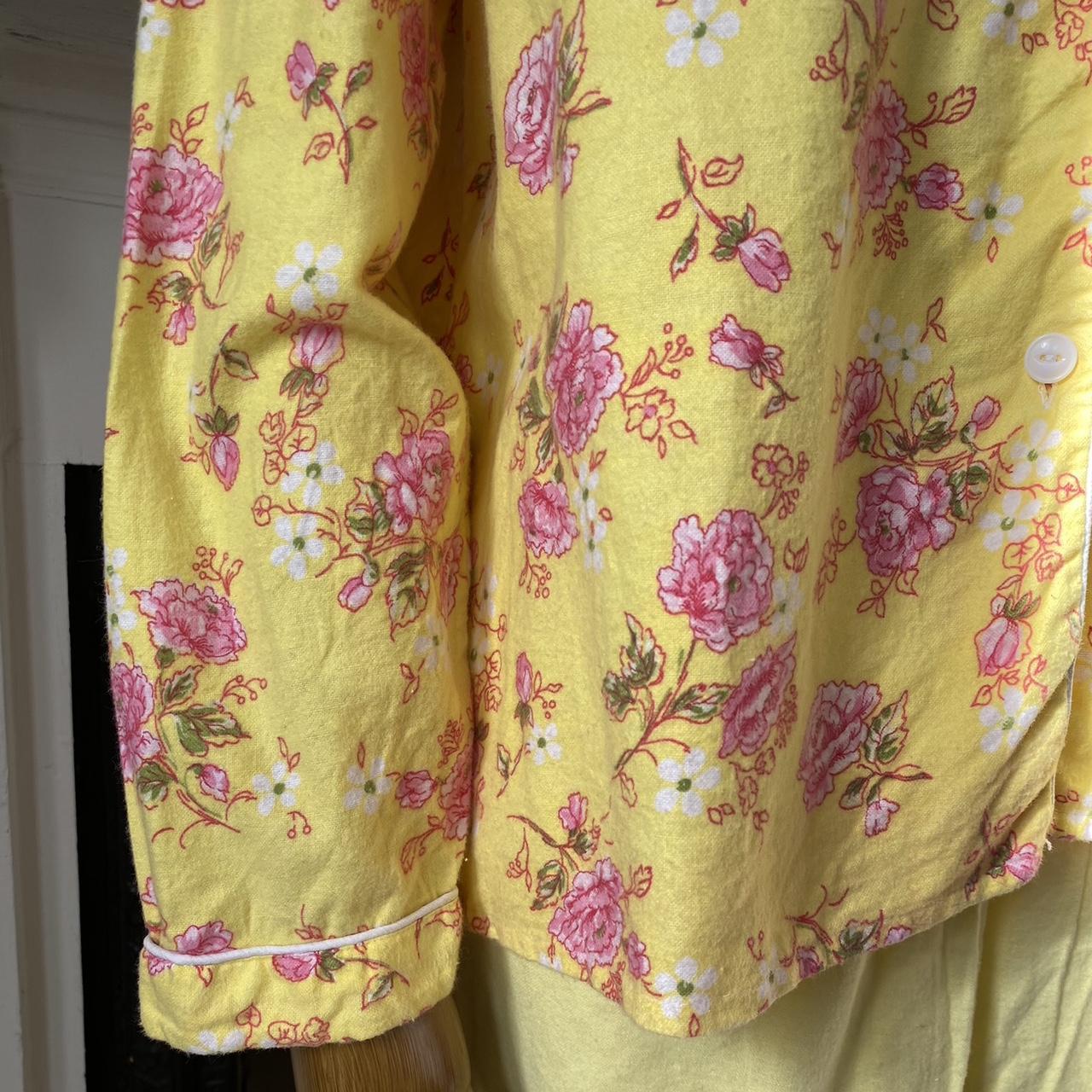 Vintage 60s Flannel Pyjama Set Yellow and Floral Size UK 12